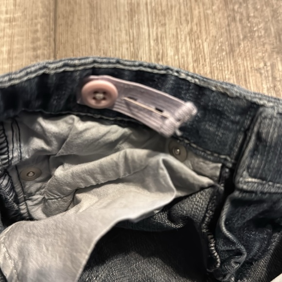 Levi's Shorts-size 5 - Picture 9 of 9